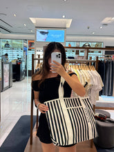 Load image into Gallery viewer, [韩国] Marithe 198 帆布托特包
