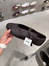 Load image into Gallery viewer, [日本] Adidas 63 芭蕾舞鞋
