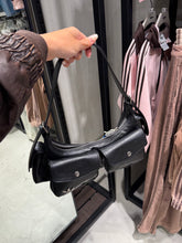 Load image into Gallery viewer, [日本] Adidas 13 机车包
