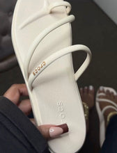 Load image into Gallery viewer, [韩国] Crocs Miami 拖鞋
