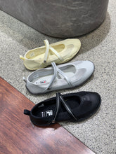 Load image into Gallery viewer, [韩国] Fila 06 鞋子
