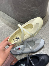 Load image into Gallery viewer, [韩国] Fila 06 鞋子
