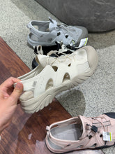 Load image into Gallery viewer, [韩国] Fila 08 鞋子
