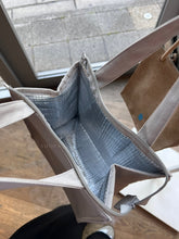 Load image into Gallery viewer, [日本] Blue Bottle 36
