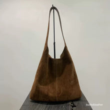 Load image into Gallery viewer, [韩国] Bucks &amp; Leather 17
