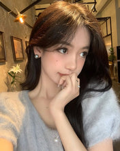 Load image into Gallery viewer, [韩国] Haesool 12 黑珍珠耳钉
