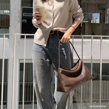 Load image into Gallery viewer, [韩国] Bucks &amp; Leather 08
