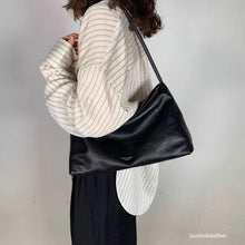 Load image into Gallery viewer, [韩国] Bucks &amp; Leather 08
