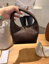 Load image into Gallery viewer, [韩国] Bucks &amp; Leather 44
