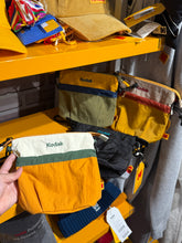 Load image into Gallery viewer, [韩国] Kodak 18 斜挎包
