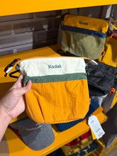 Load image into Gallery viewer, [韩国] Kodak 18 斜挎包

