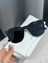 Load image into Gallery viewer, [韩国] Gentle Monster Rosy S
