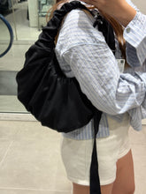 Load image into Gallery viewer, [日本] GU 12 饺子包
