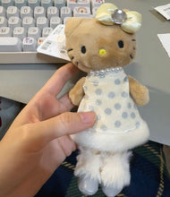 Load image into Gallery viewer, [日本] Sanrio 81 Hello Kitty 长脚吊饰
