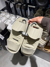 Load image into Gallery viewer, [日本] 3coins 双头拖鞋
