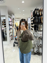 Load image into Gallery viewer, [日本] GU 20 尼龙斜挎包
