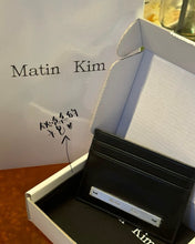 Load image into Gallery viewer, [韩国] Matin Kim 102 卡夹
