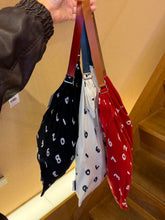 Load image into Gallery viewer, [日本] Sou Sou 单肩包有肩带
