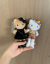 Load image into Gallery viewer, [日本] Sanrio 81 Hello Kitty 长脚吊饰
