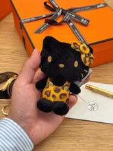 Load image into Gallery viewer, [日本] Sanrio 85 豹纹系列 Kitty
