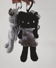 Load image into Gallery viewer, [日本] Sanrio 81 Hello Kitty 长脚吊饰
