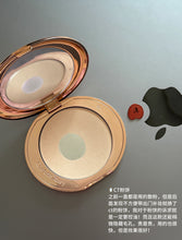 Load image into Gallery viewer, [欧美专柜] Charlotte Tilbury 雾光小金盘粉饼
