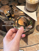 Load image into Gallery viewer, [欧美专柜] Charlotte Tilbury 雾光小金盘粉饼
