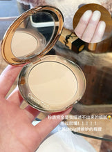 Load image into Gallery viewer, [欧美专柜] Charlotte Tilbury 雾光小金盘粉饼
