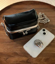 Load image into Gallery viewer, [韩国] Stand Oil 31 Hippo Bag
