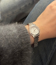 Load image into Gallery viewer, [日本] CASIO 16 手表
