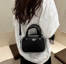 Load image into Gallery viewer, [日本] Adidas 06 保龄球包
