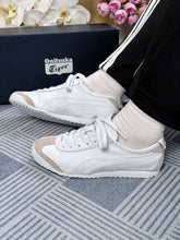 Load image into Gallery viewer, [日本] Onitsuka Tiger MEXICO 66
