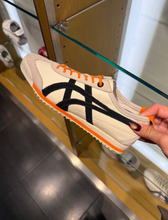 Load image into Gallery viewer, [日本] Onitsuka Tiger MEXICO 66 SD VIN
