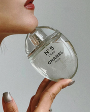 Load image into Gallery viewer, [香水] CHANEL N°5 L&#39;EAU EDP LIMITED EDITION
