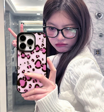 Load image into Gallery viewer, [韩国] NineteenFriday 手机壳 - Furry cat
