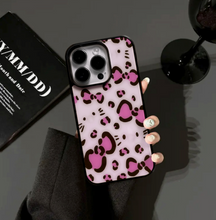Load image into Gallery viewer, [韩国] NineteenFriday 手机壳 - Hopi Leopard Pink Cat
