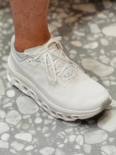 Load image into Gallery viewer, [日本] On 11 Cloudmonster Void Womens
