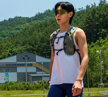 Load image into Gallery viewer, [韩国] rnrn 12 Crew Vest 机能跑步背心

