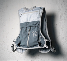 Load image into Gallery viewer, [韩国] rnrn 12 Crew Vest 机能跑步背心
