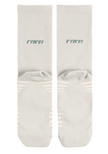 Load image into Gallery viewer, [韩国] rnrn 14 Marathon Socks 42 马拉松机能跑袜

