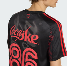 Load image into Gallery viewer, [日本] Adidas 52  男女同款短袖 x Coca-Cola
