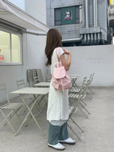 Load image into Gallery viewer, [韩国] Stand Oil 03 Hug Backpack
