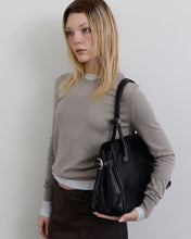 Load image into Gallery viewer, [韩国] Stand Oil 59 Linea Bag
