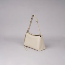 Load image into Gallery viewer, [韩国] Bucks &amp; Leather 31
