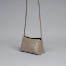 Load image into Gallery viewer, [韩国] Bucks &amp; Leather 30
