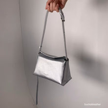 Load image into Gallery viewer, [韩国] Bucks &amp; Leather 30
