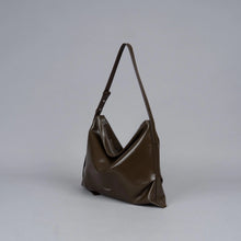 Load image into Gallery viewer, [韩国] Bucks &amp; Leather 06
