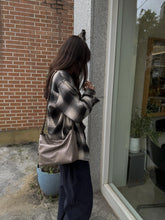 Load image into Gallery viewer, [韩国] Bucks &amp; Leather 02
