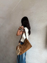 Load image into Gallery viewer, [韩国] Bucks &amp; Leather 46

