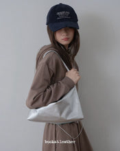 Load image into Gallery viewer, [韩国] Bucks &amp; Leather 10
